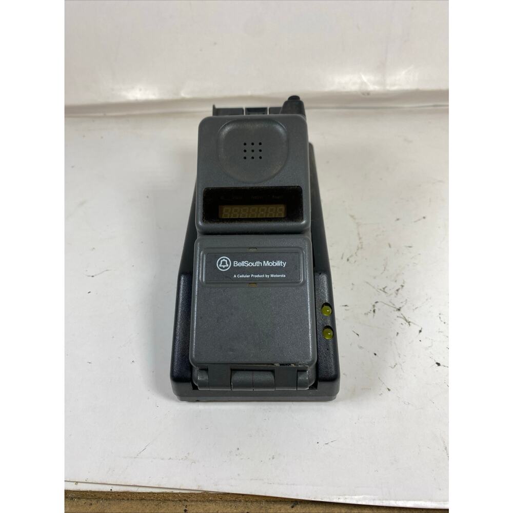 Vintage Motorola Bellsouth Mobility Cell Phone